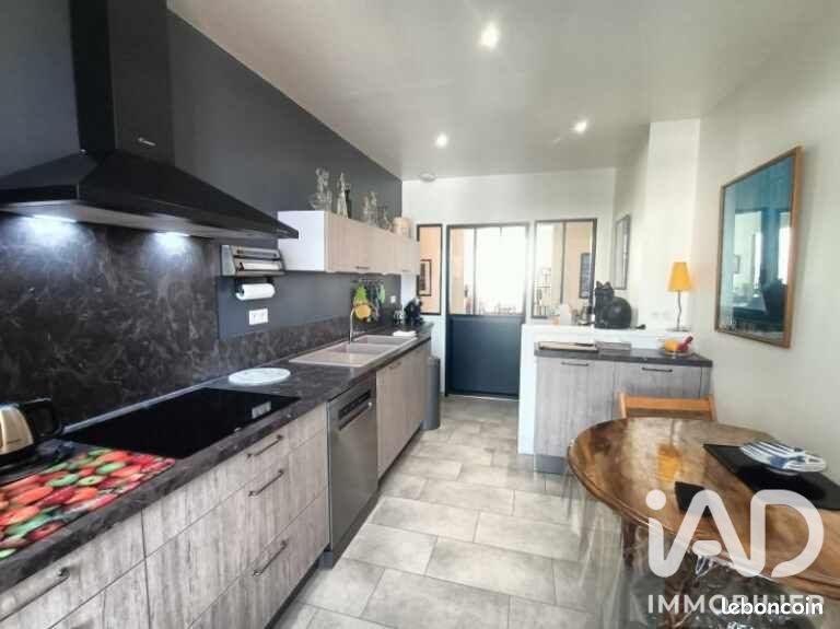 Appartement 4 pièces 125 m² · à Vichy · 125 m² · 300 000 €
