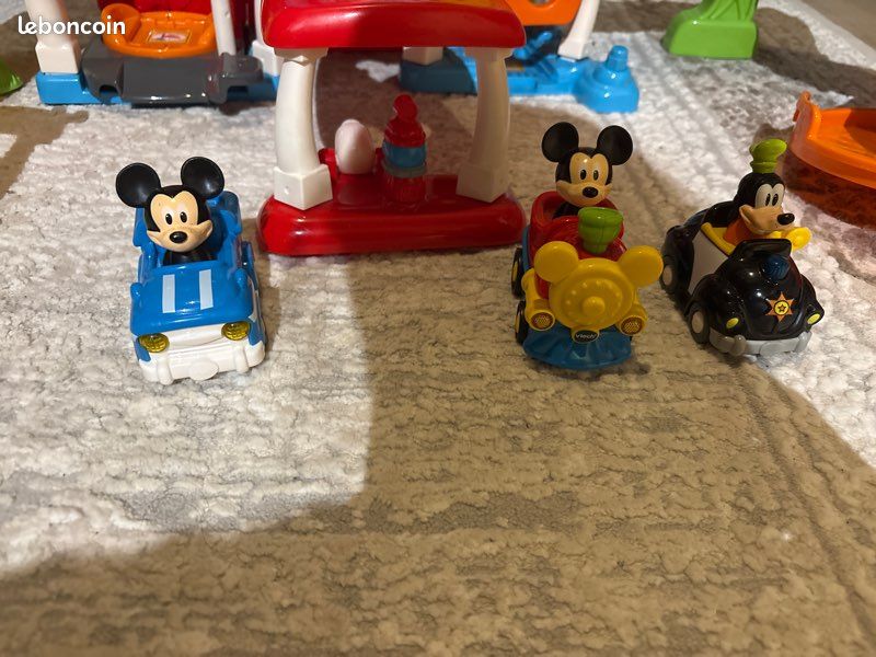 Circuit Mickey magi-garage (image 2)