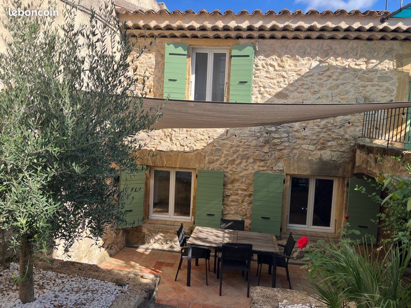 Maison 4 pièces 90 m² · à Grans · 90 m² · 1 450 €/mois