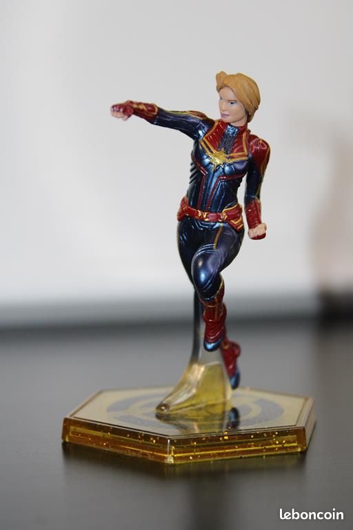 Bandai S. H. Figuarts Captain Marvel Captain Marvel