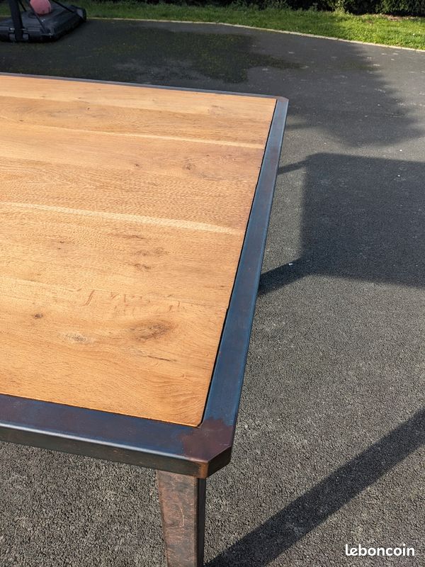 Table carré (image 2)