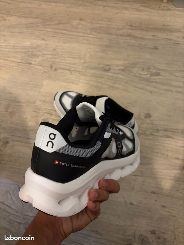 Chaussure on cloud (image 5)
