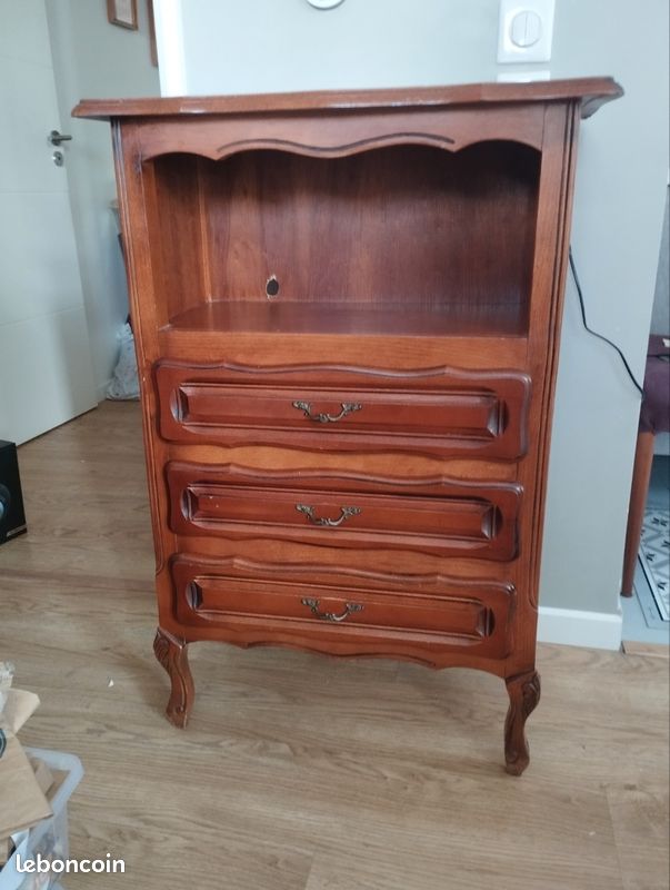 Petite commode style ancien (image 3)