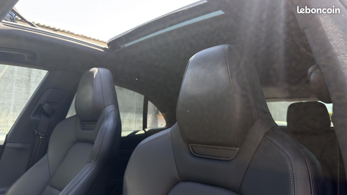 PORSCHE MACAN 4 - 100% Electric - 408 CH - Autonomie 611 km (image 16)
