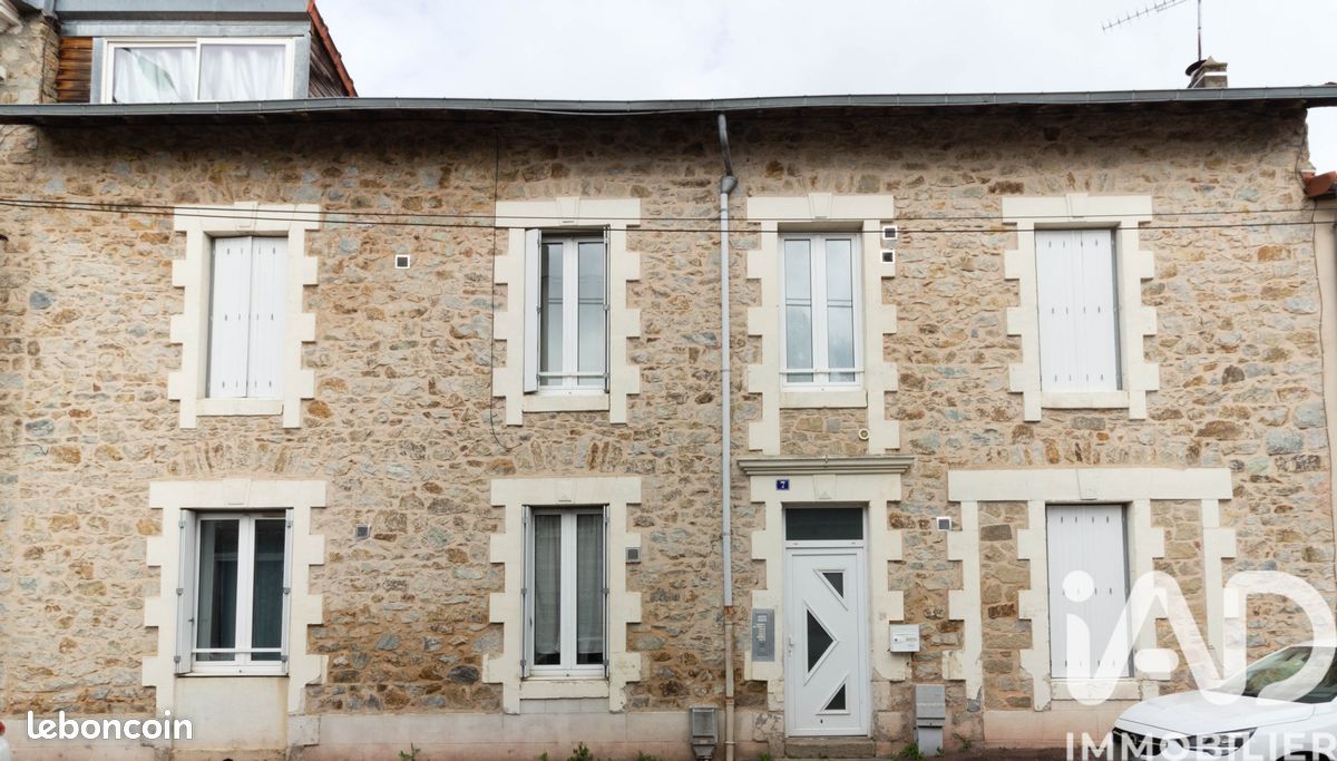 Appartement 6 pièces 105 m² · à Limoges · 105 m² · 210 000 €