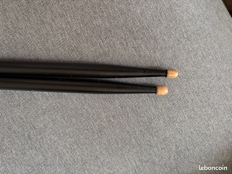 Pad entrainement batterie silver et baguettes (image 5)