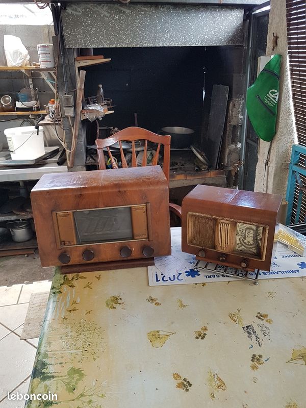 Vend 2 postes radio (image 1)
