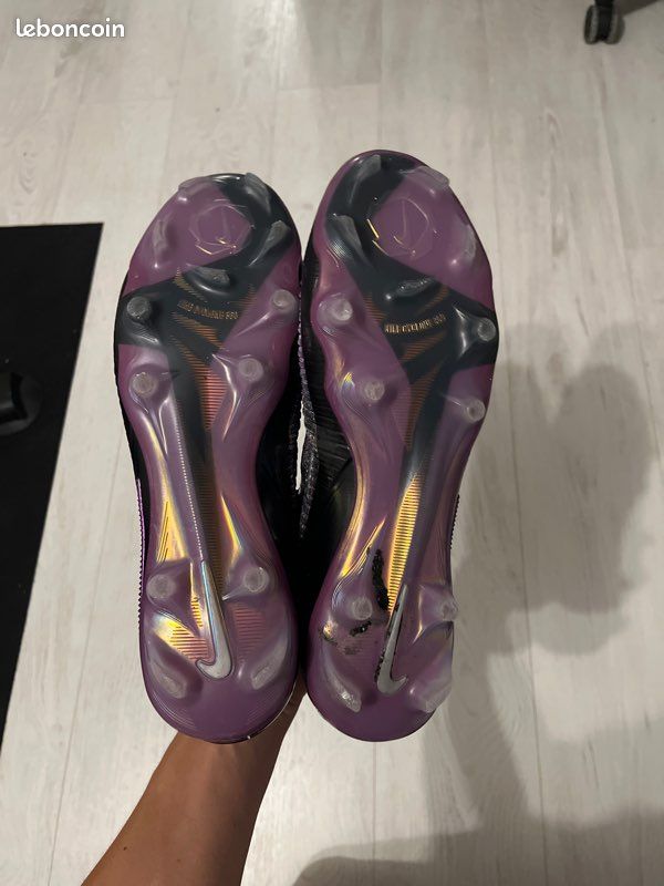 Crampons foot Nike Phantom 6 élite (image 3)