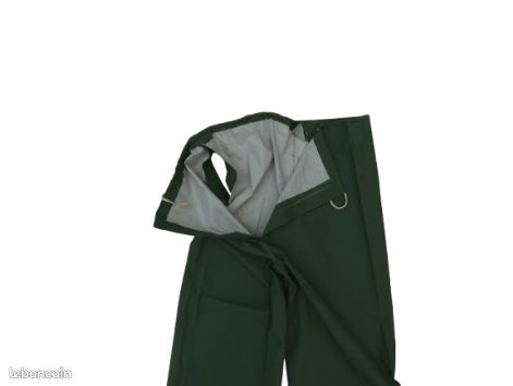 Veste avec capuche et pantalon de pluie pour la chasse et/ou la