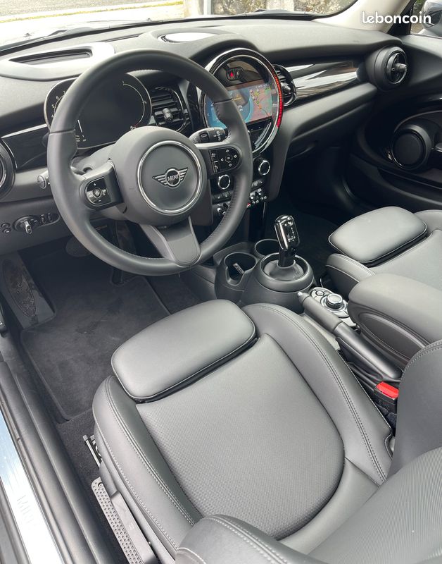 Mini cooper 3 portes edition camden quasi neuve (image 2)