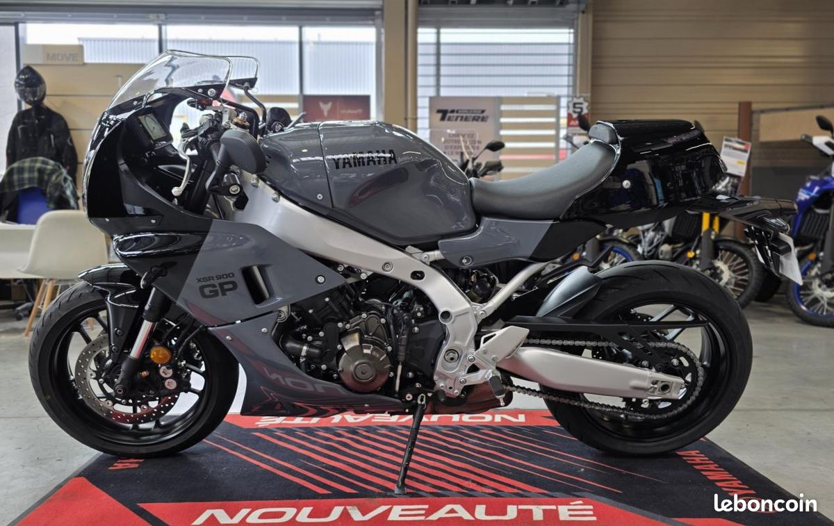 Yamaha XSR 900 GP 890 cm3 (image 6)