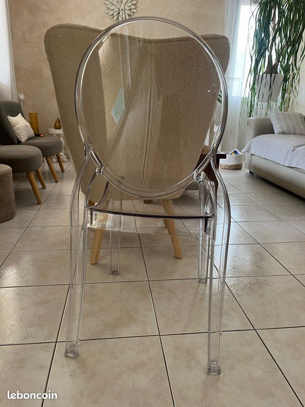 4 Chaises polycarbonate (image 3)