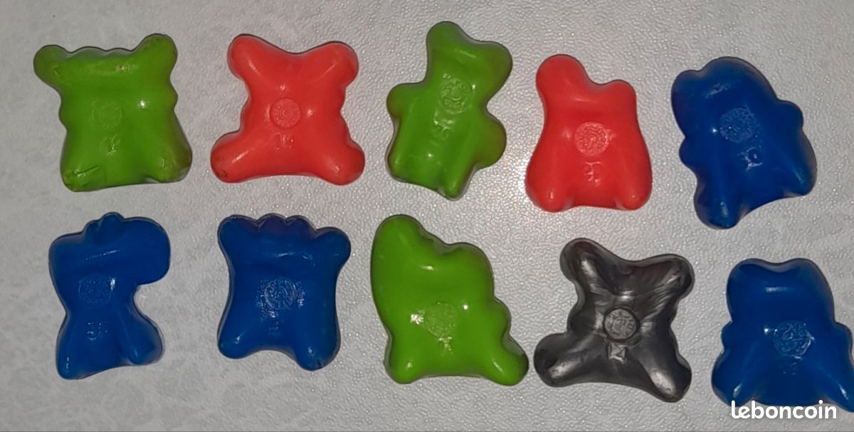 Lot jouets jojo's + guide (image 8)