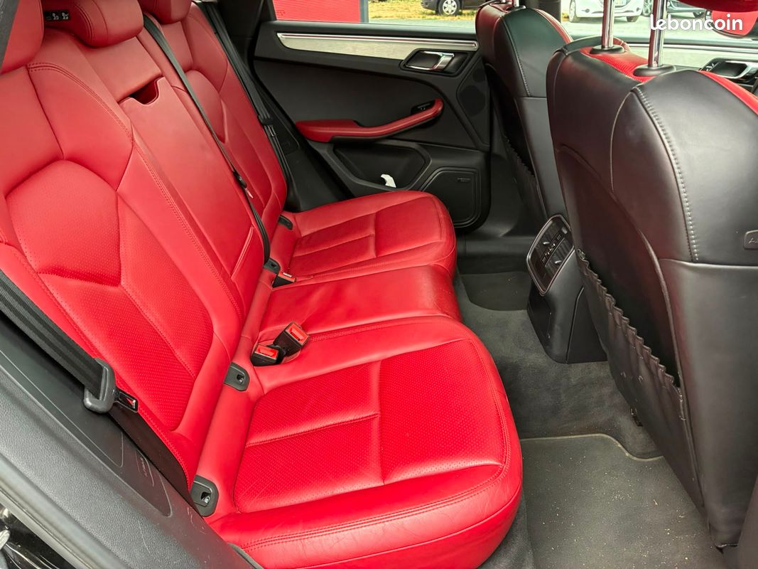 Porsche Macan Turbo PDK 3.6i V6 PACK CHRONO- GARANTIE 12 MOIS (image 22)