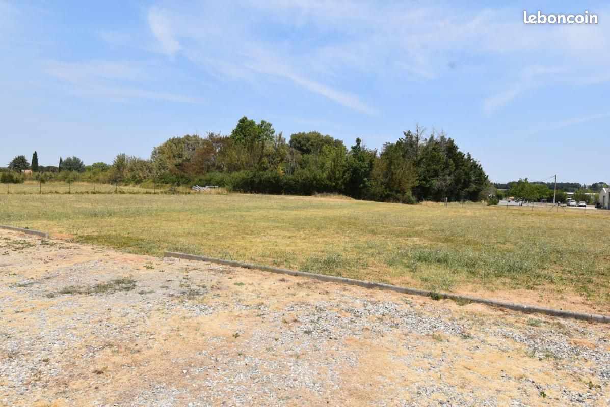 Terrain 3 000 m² Blan (image 2)