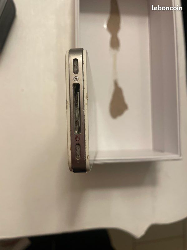 Iphone 4 (image 5)