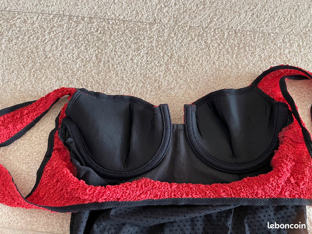 Top corseté Cadolle Noir Rouge soie et polyamide Vêtements