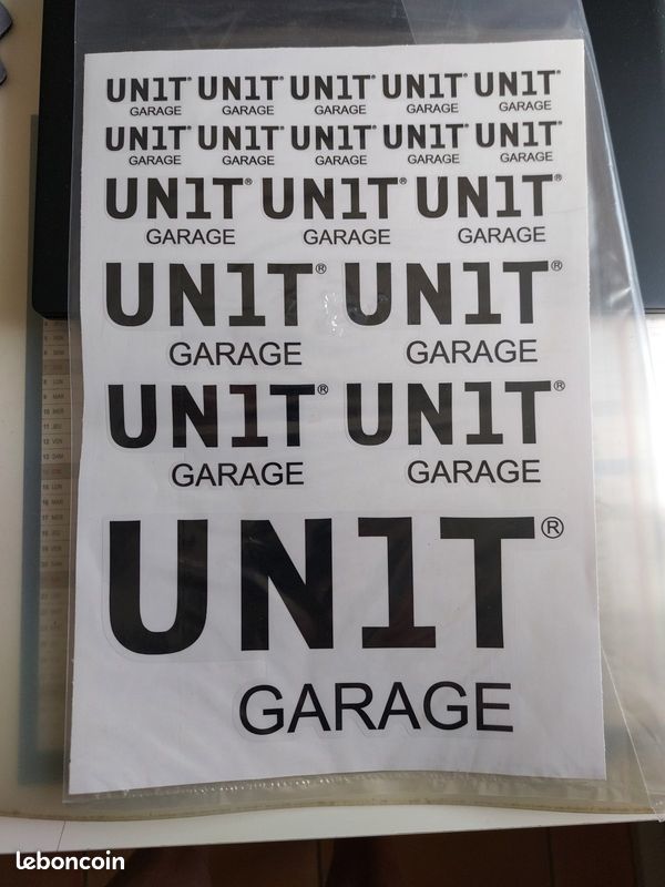 Planche de stickers autocollants UNIT Garage (image 1)