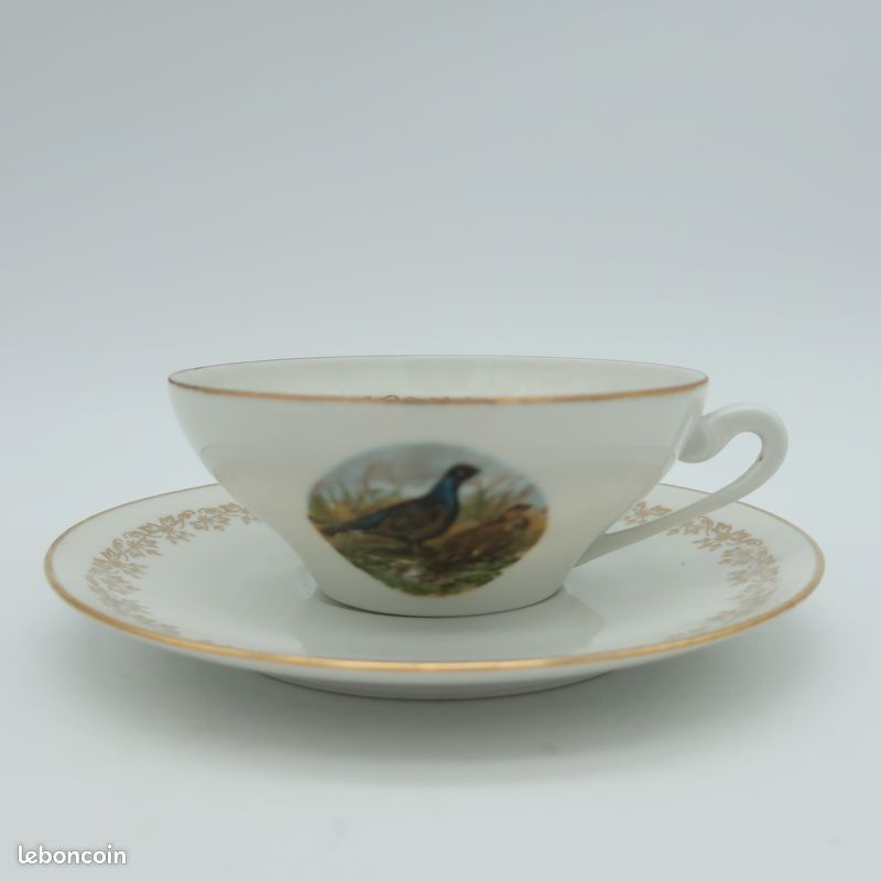 Tasse et sous-tasse ancienne porcelaine française décor faisans doré (image 1)