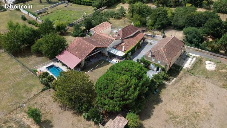 Ferme 11 pièces 286 m²