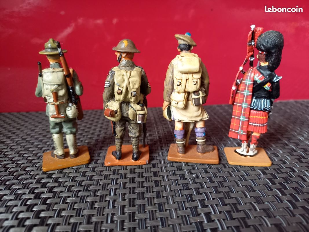 5 soldats de plomb Delprado Deux guerres mondiales -- BU 6 - lot 1