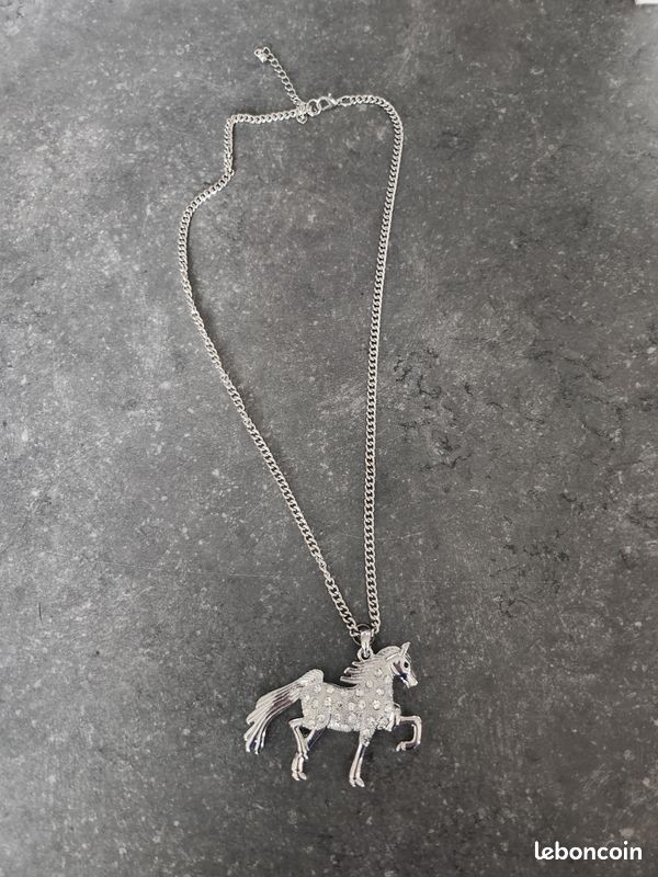 Pendentif Argent Massif 925 Art Nouveau – Motif Cheval – Créateur – Occasion
