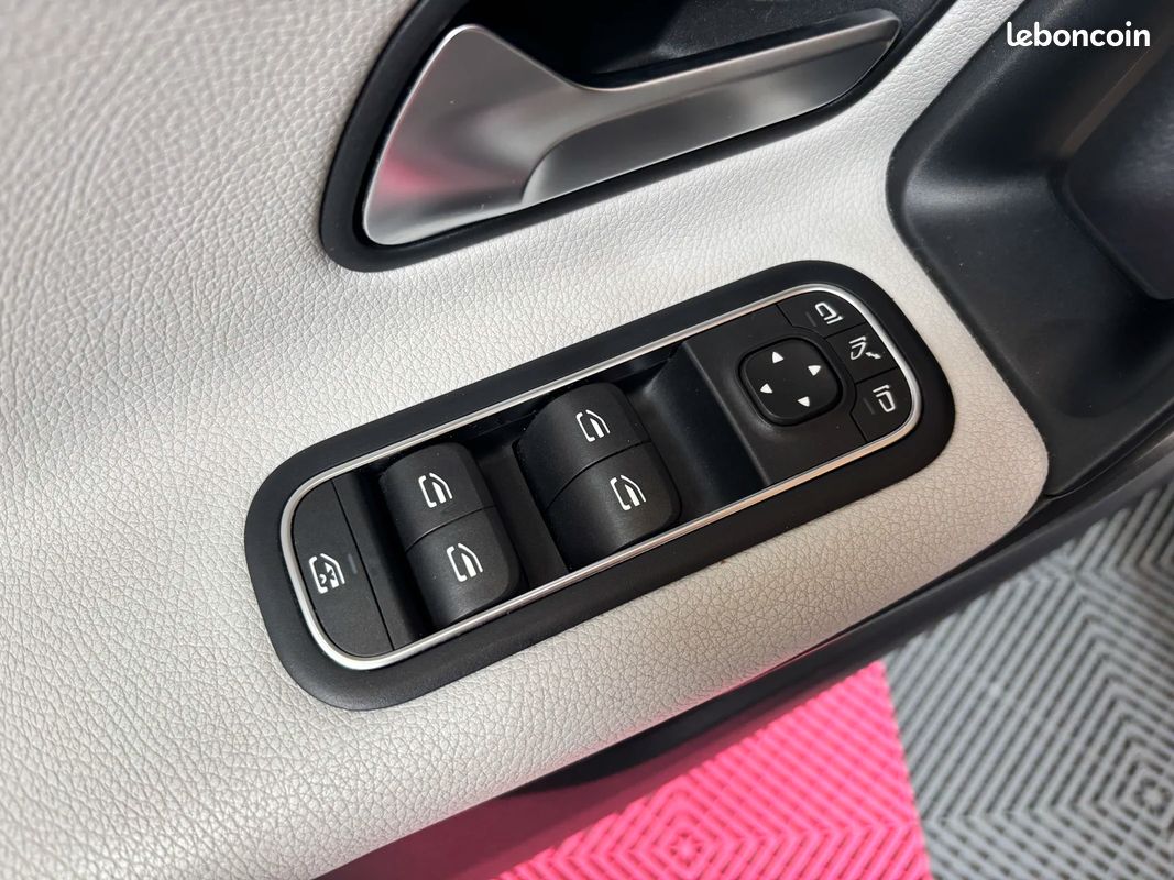 Mercedes-Benz CLASSE A 180D 116CH STYLE LINE (image 25)