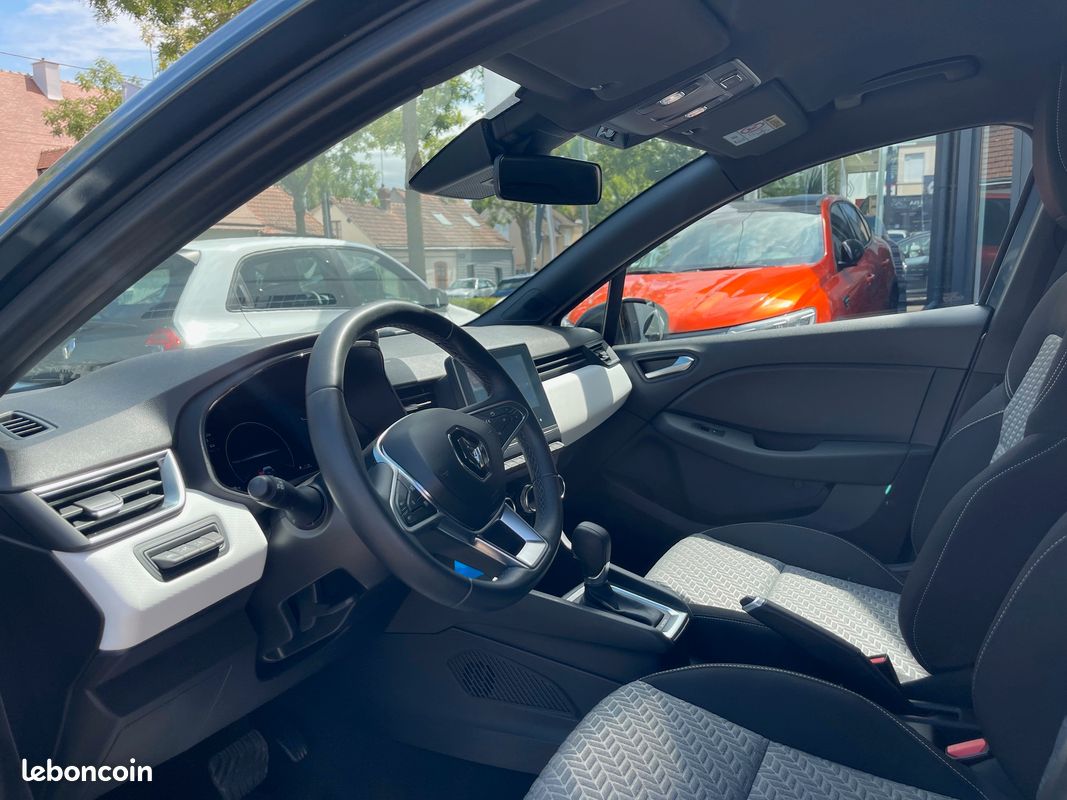 Clio v limited 1.6l etech 140cv (image 3)