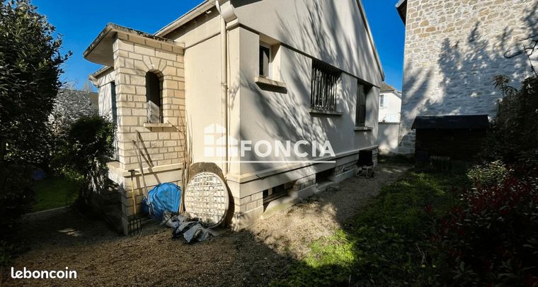https://img.leboncoin.fr/api/v1/lbcpb1/images/37/72/bf/3772bf8b6018dbdb164e4e05fe36f28be4a5d22a.jpg?rule=ad-image