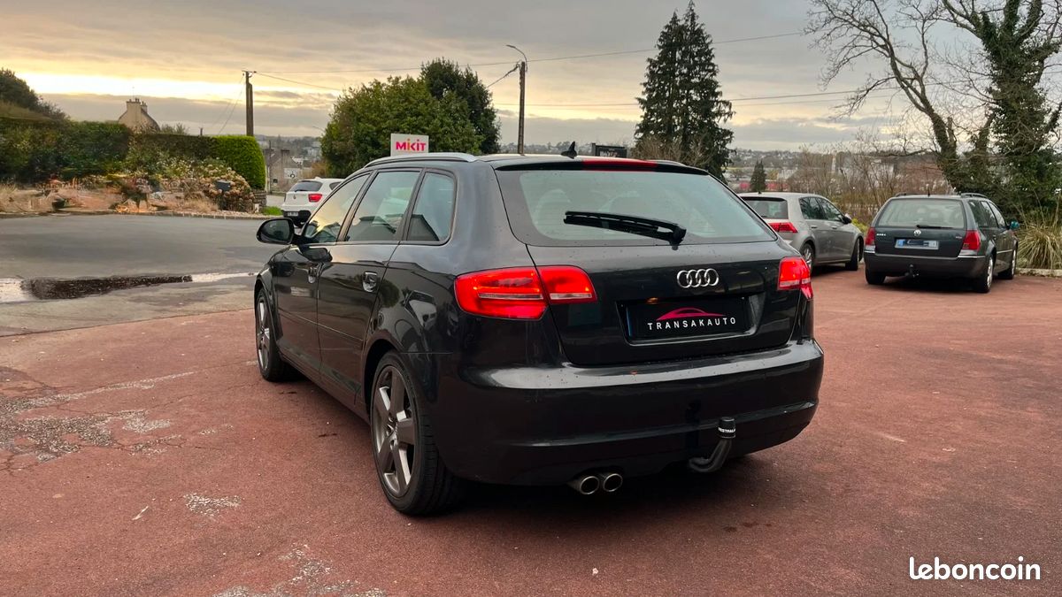AUDI A3 SPORTBACK 3.2 V6 250 Quattro Ambition Luxe S tronic / TOIT OUVRANT / BOSE (image 7)