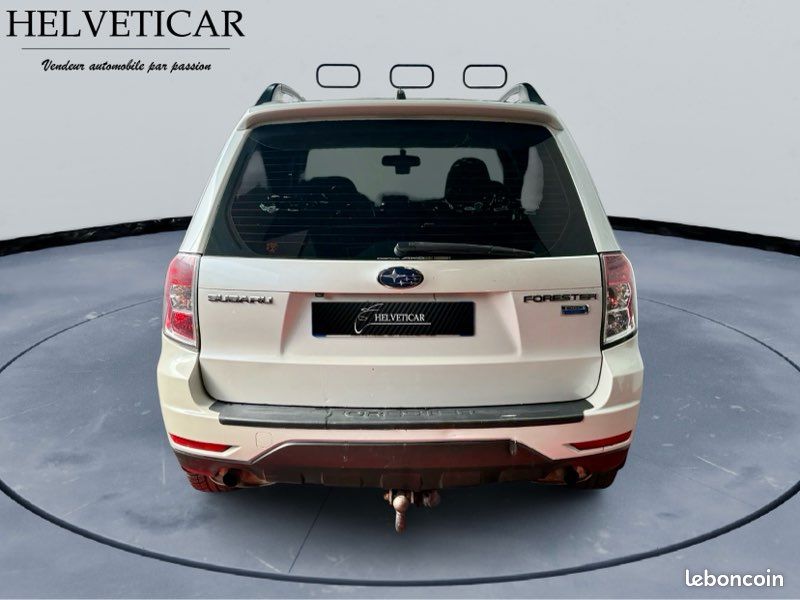 Subaru forester 2.0d 147ch 4x4 awd –attelage - camera - toit ouvrant - garantie 6 mois (image 6)