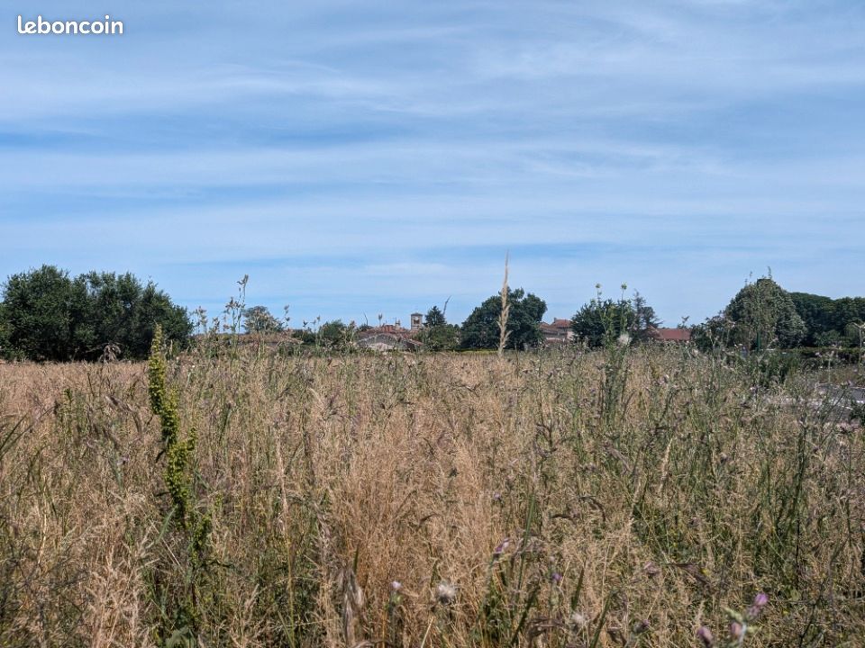 Terrain 532 m² · à Villeneuve · 138 500 €