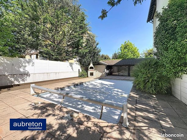Maison 6 pièces 130 m² — 18
