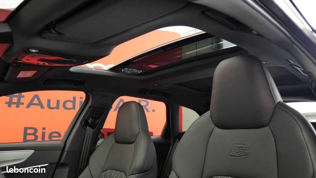 Audi A6 Avant 55 TFSIe 367 ch S tronic 7 Quattro Competition (image 24)
