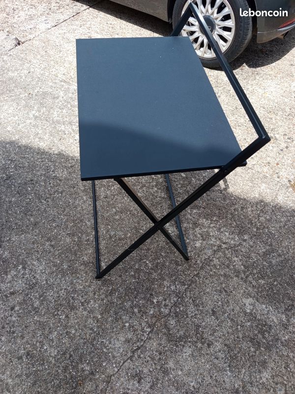 Bureau pliant noir en métal (image 3)