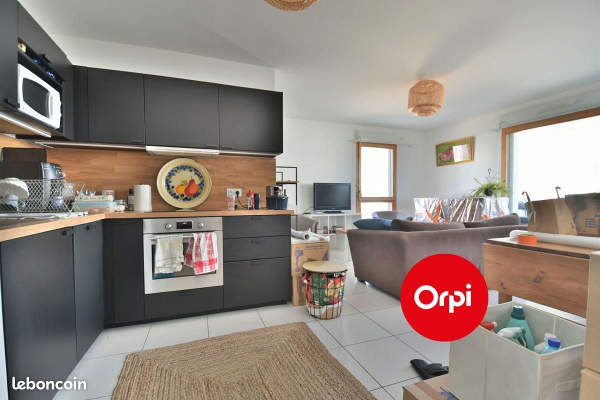 Appartement 3 pièces 59 m² · à Saint-Priest · 59 m² · 960 €/mois