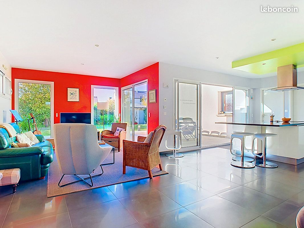 Maison 8 pièces 159 m² · à Orgères · 159 m² · 396 550 €