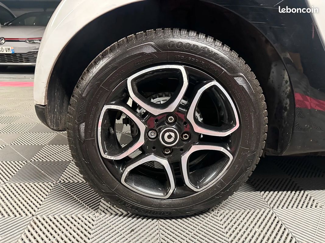 SMART FORTWO COUPE 0.9 90 ch S&S BA6 Passion 7580 (image 23)