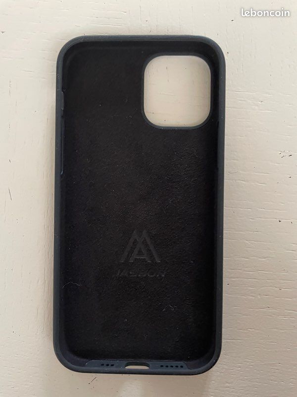Coque silicone Magsafe I phone 12 et 12 pro (image 1)
