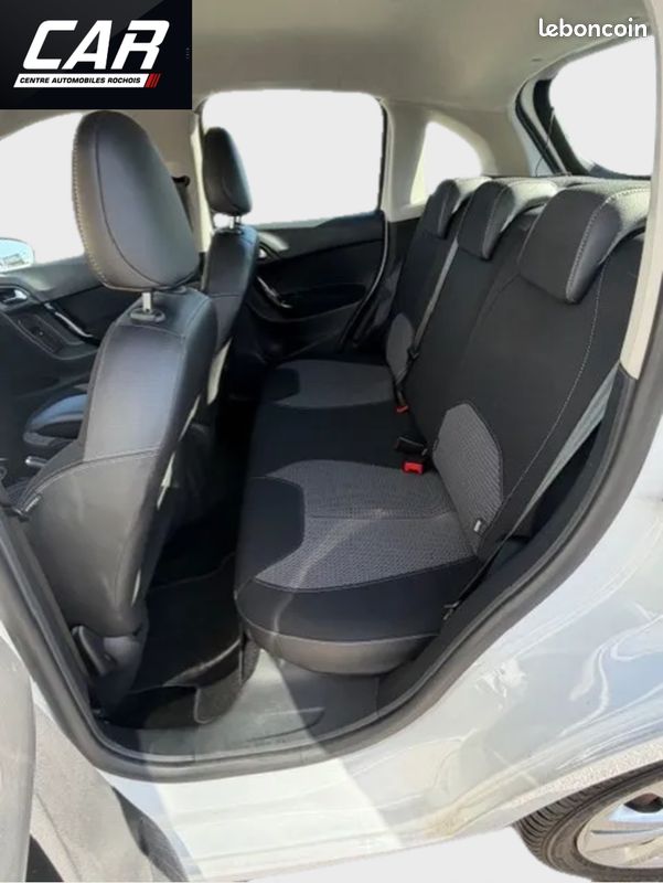 Citroen C3 1.0 VTI Pure Tech 68 cv "Attraction" (image 10)