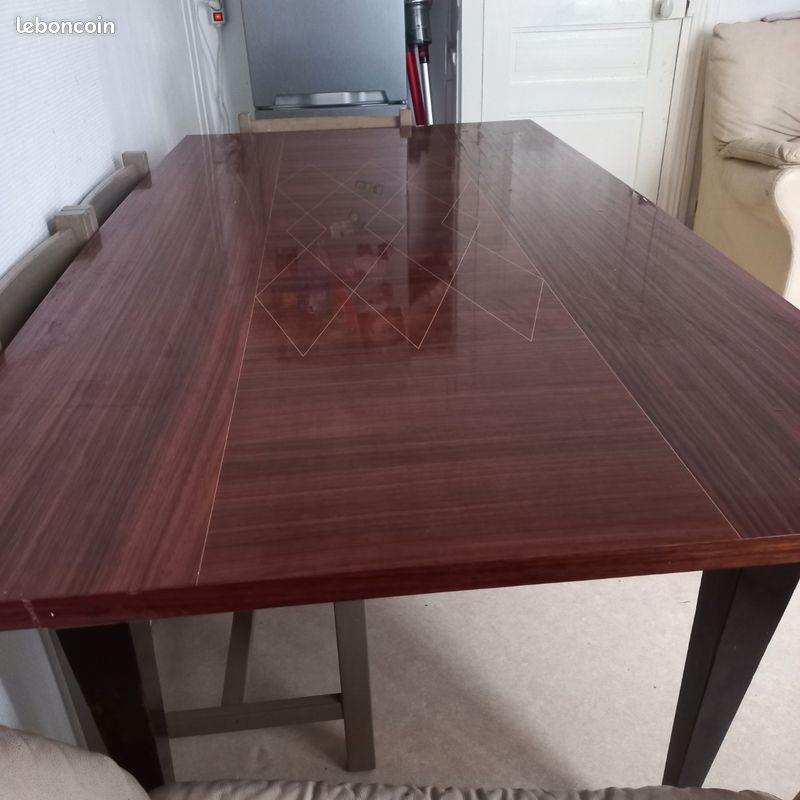 Table a manger (image 4)