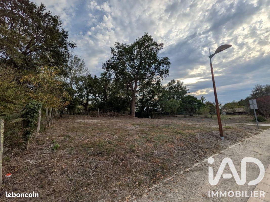 Terrain 364 m² · à Lapouyade · 364 m² · 20 000 €
