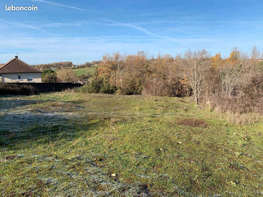 Terrain 8420 m² · à Jugeals-Nazareth · 8 420 m² · 62 000 €