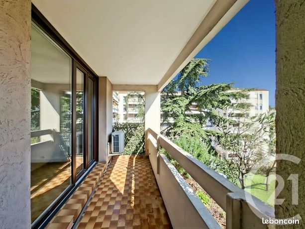 Appartement 4 pièces 78 m² — 8