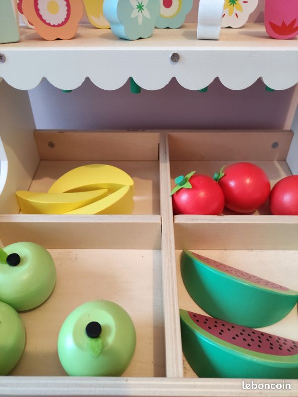 Marchande de fleurs et fruits en bois Verbaudet (image 3)