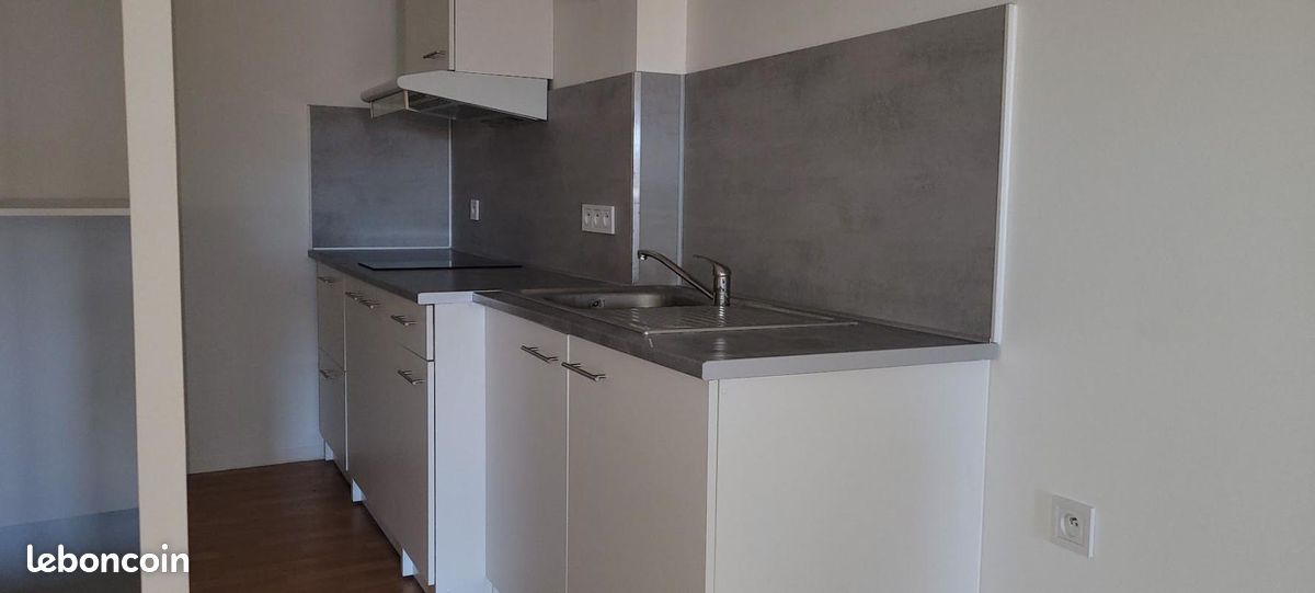 Appartement 1 pièce 52 m² · à Manosque · 52 m² · 510 €