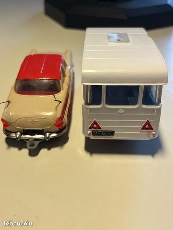 Simca Vedette Chambord 1960 Vert Tropique et Ivoire de Chine 1/18ème