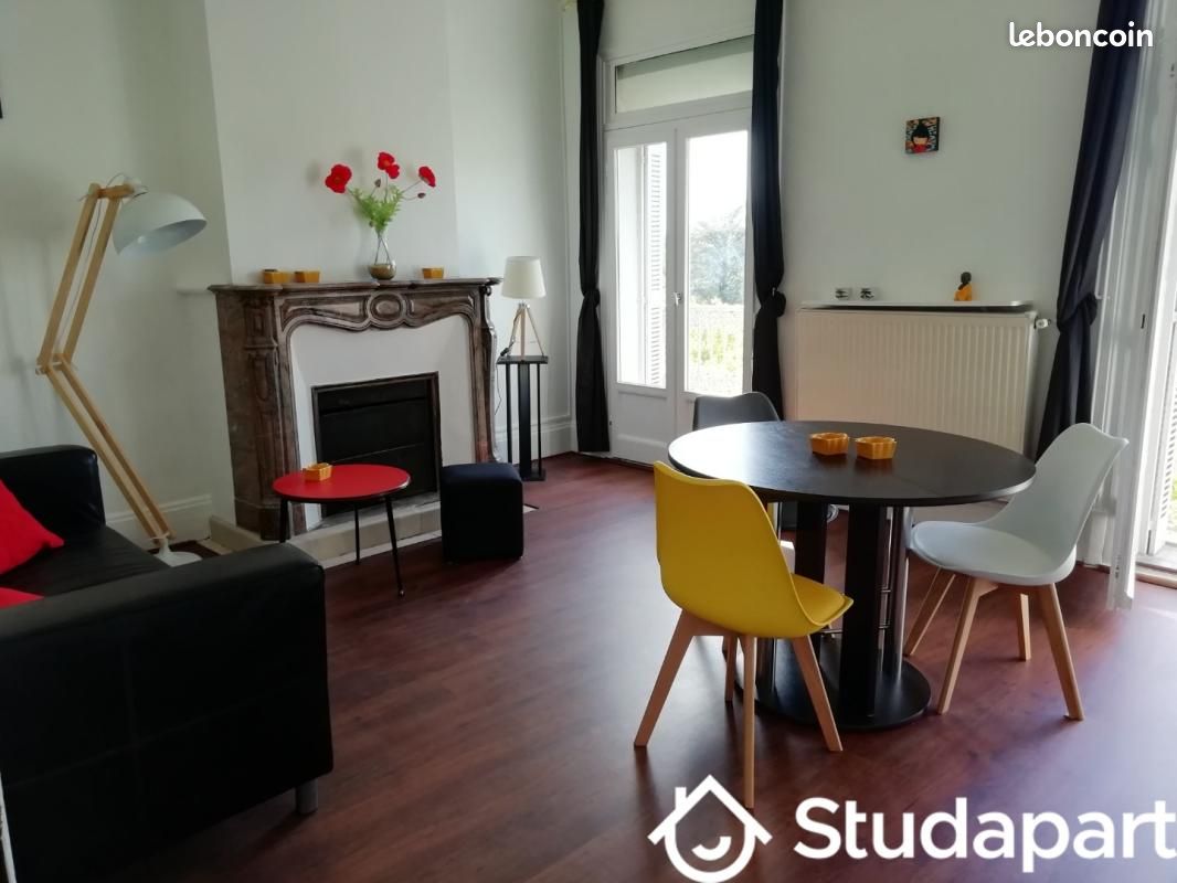Appartement 6 pièces 90 m² · à Montélimar · 90 m² · 471 €