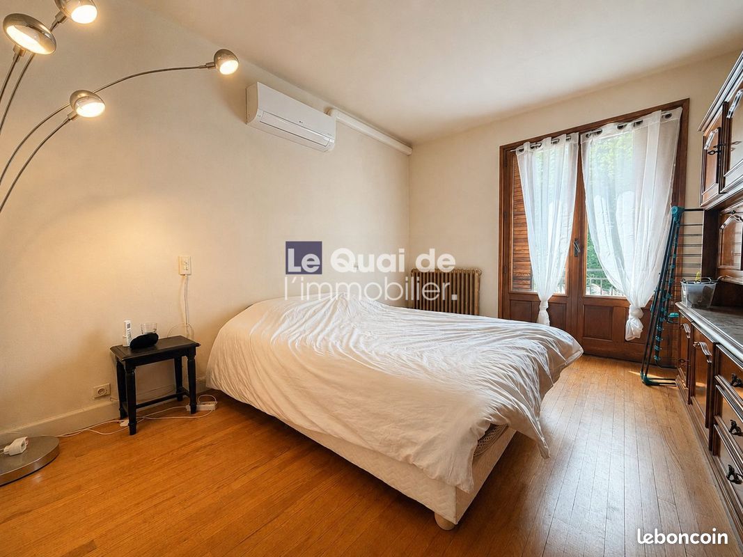 Maison 5 pièces 152 m² · à Drumettaz-Clarafond · 152 m² · 750 000 €