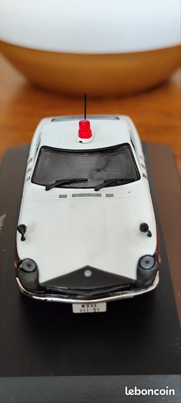 Datsun 240z (image 1)